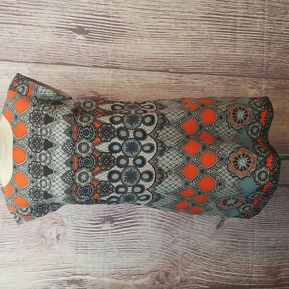 Banana Republic Dresses & Skirts - *LAST CHANCE ITEM!* Banana Republic Medallion Shift Dress Size 4